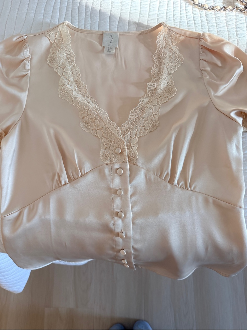 Ivory Silk Top - Picture 3 of 5